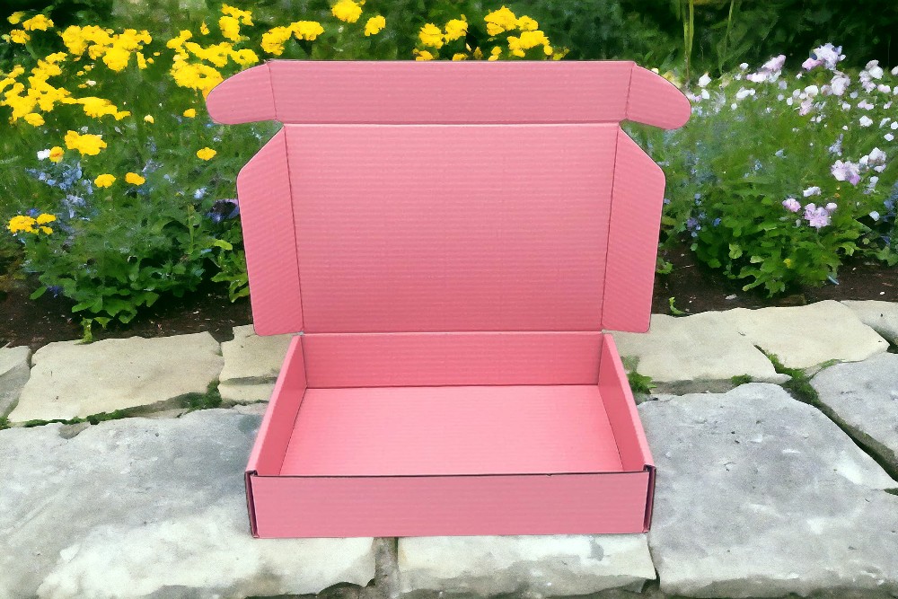 8 x 5.5 x 1.6″ Mailer Box